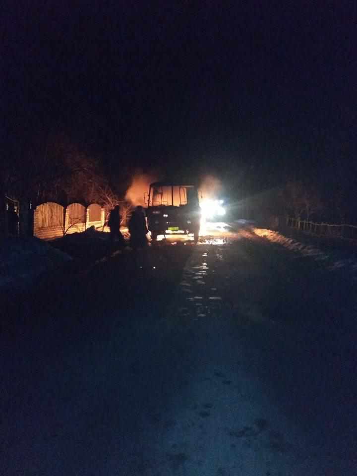 На Полтавщині загорівся автобус, який віз працівників м’ясокомбінату