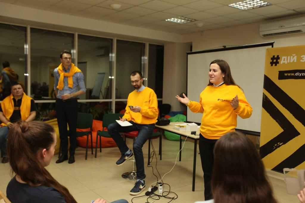 Рух «Дій з нами» у Полтаві: Найбільше місцеві князьки бояться національного розголосу