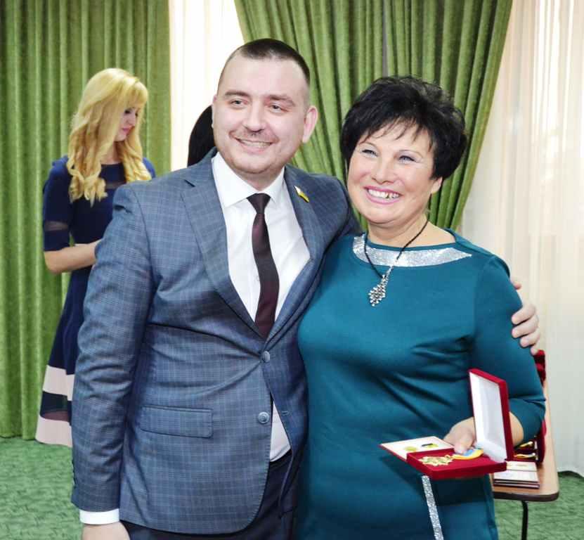 Політичне турне «зі смородом»