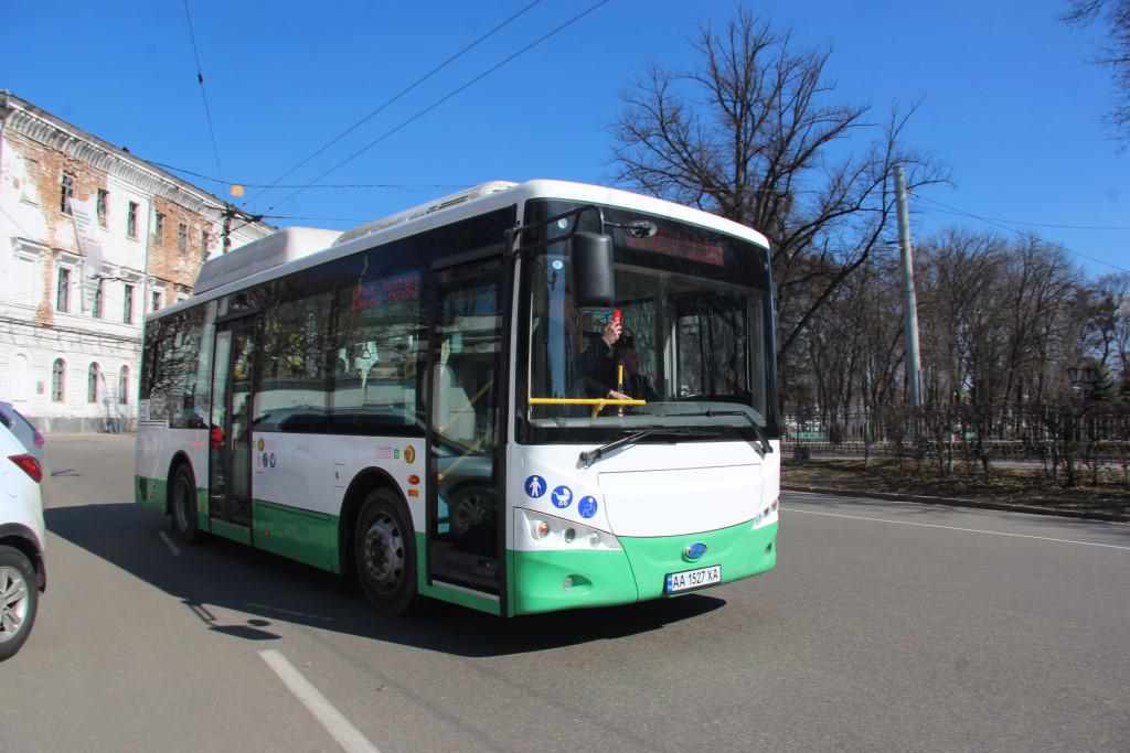 Електробус – майбутнє муніципального транспорту: в Полтаві презентували економний автобус. ФОТО, ВІДЕО