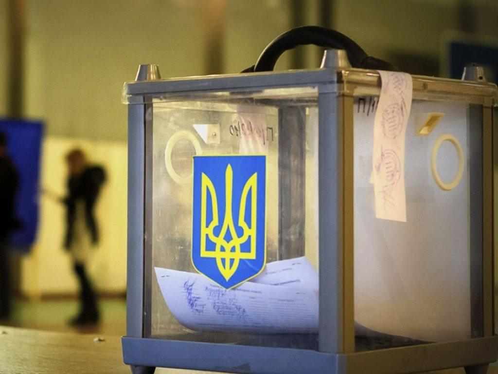Миргород проголосував не як усі: як розподілилися місця на 147-му окрузі