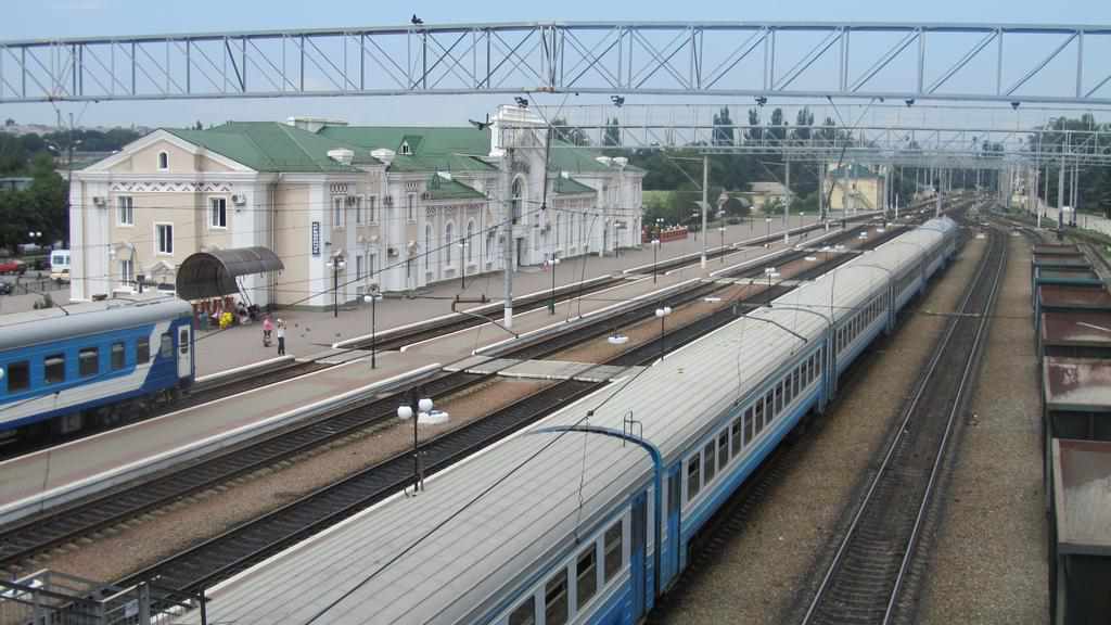Укрзалізниця призначила додаткові потяги у Київ та Бахмач з Кременчука