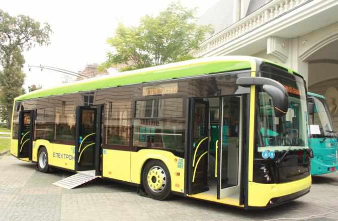 Полтава у кредит придбає 40 нових тролейбусів: коли транспорт вийде на маршрути
