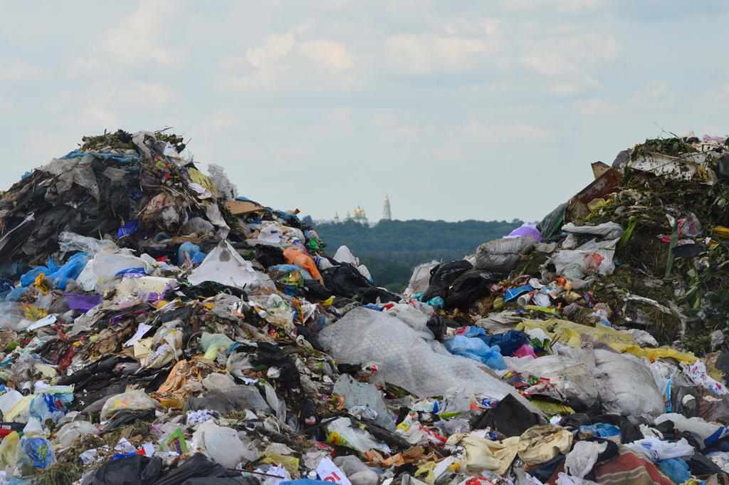 На Полтавщині поступово закриватимуть сміттєзвалища