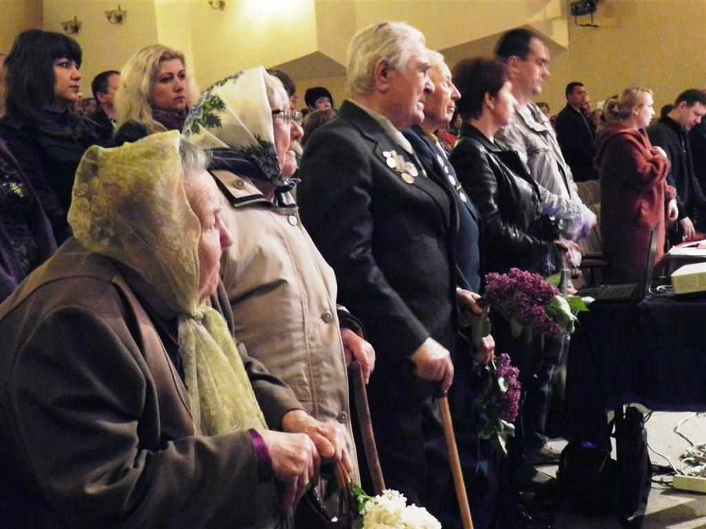 «Переможемо, як перемогли 74 роки тому наші діди та прадіди!» – про відзначення Дня перемоги у Нових Санжарах