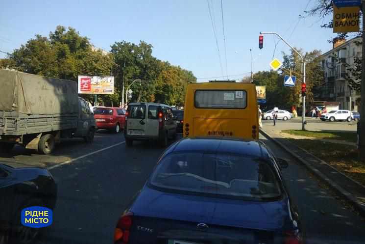 Затори на головних полтавських перехрестях скоро зникнуть