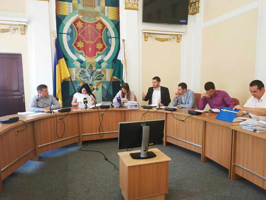 Розгляд надання дозволів на МАФи з морозивом та солодкою ватою відклали на тиждень