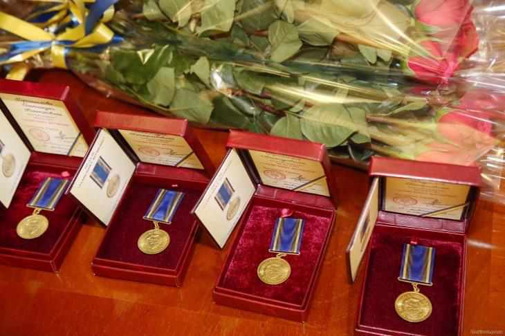 Голови, науковці та діячі культури: в Полтавській ОДА вручили державні нагороди