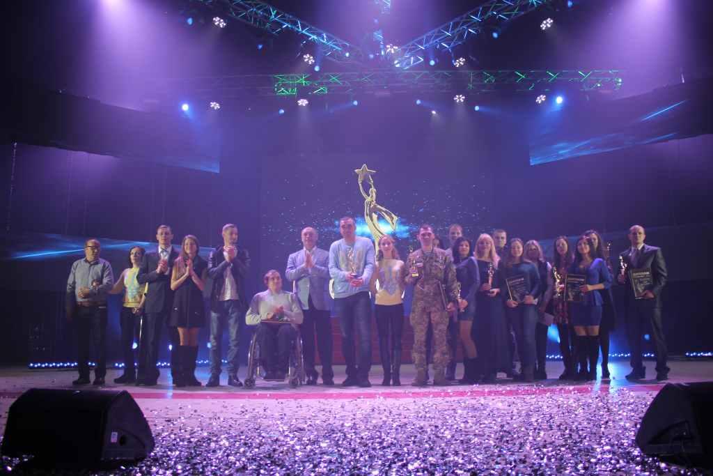 Олімпійці, активісти, розвідник: у Полтаві нагородили Молодь року – 2016