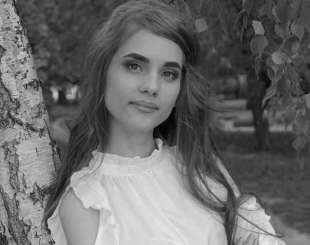 Померла 19-річна дівчина з Гадяча, якій збирали кошти на лікування за кордоном