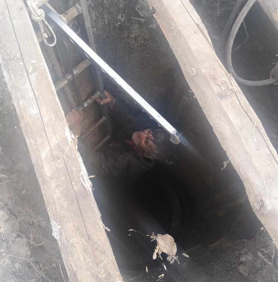 Рятувальники витягли чоловіка, який впав у колодязь в села на Полтавщині