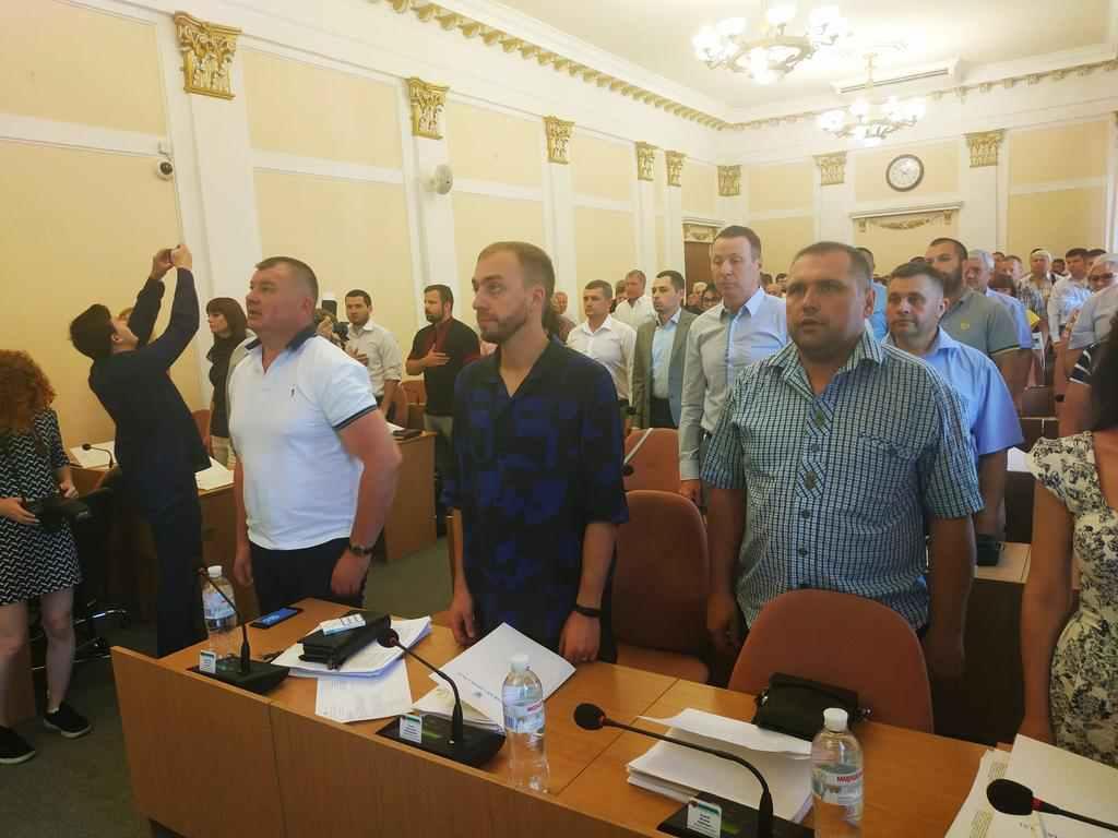 Сесія Полтавської міськради: година перерви, суперечки, засідання перенесли. ВІДЕОТРАНСЛЯЦІЯ, ФОТО