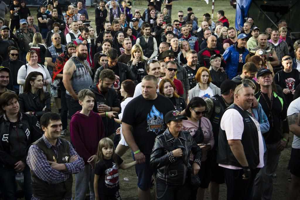 Гул моторів, шалена музика та драйв: під Полтавою пройшов КолоСальний мотофест. ФОТО