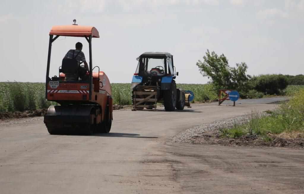 Нова дорога та плани – як співпрацюють села з АТ «Укргазвидобування»