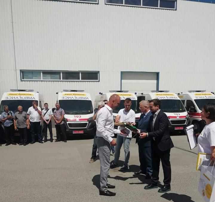 На Полтавщині станція меддопомоги отримала авто Peugeot Boxer