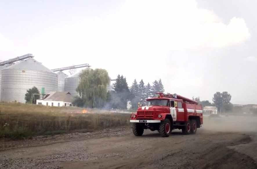 На Полтавщині за добу сталися три пожежі на відкритій території