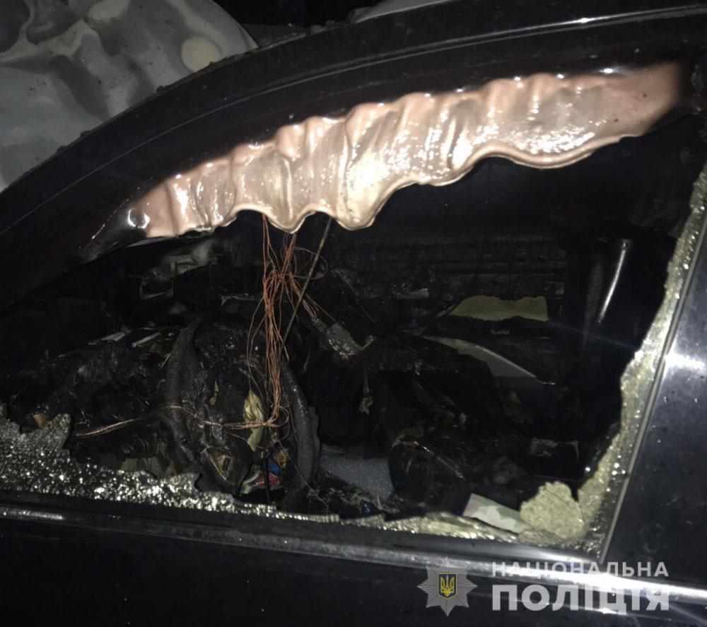 У Кременчуці невідомі намагалися спалити позашляховик