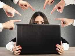 Переважна більшість українських медійників стикалася з кібербулінгом