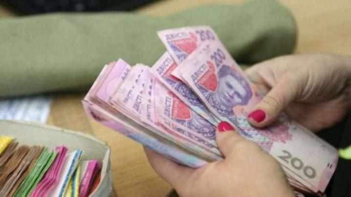Із бюджету Полтави роздадуть кошти: кому і скільки