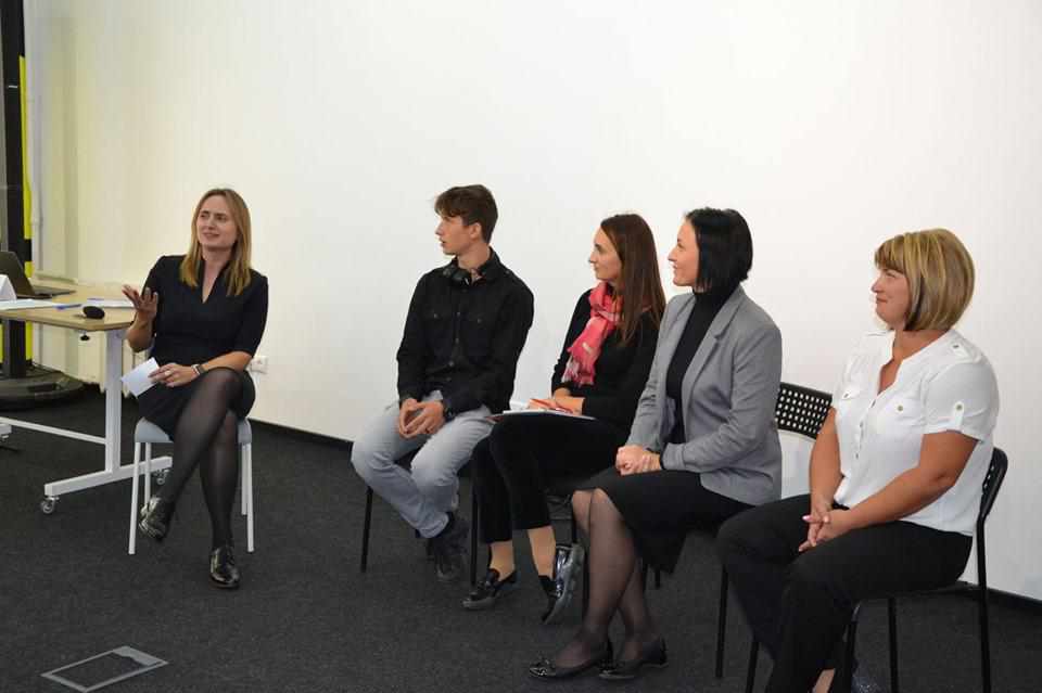 Дільнична інспекторка з Полтавщини розповіла на медіафорумі в столиці про гендерну дискримінацію у своїй професії