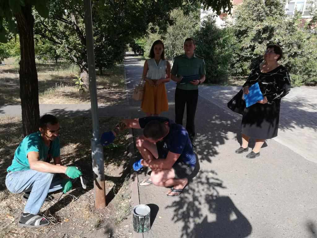 Як у Полтаві батьки, котрі не платять аліментів, відпрацьовують борги перед дітьми