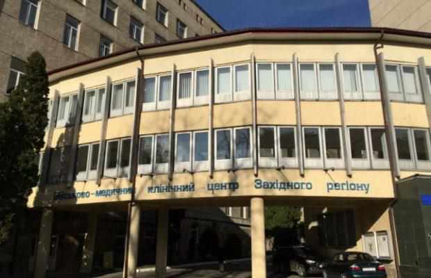 Пластичні хірурги з Канади запрошують воїнів на безкоштовні операції