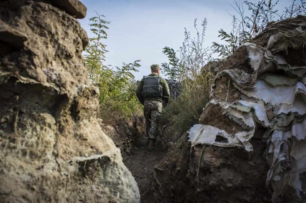 Полтавські волонтери побували в 92 бригаді: на передовій готуються зустрічати шосту зиму. ФОТО