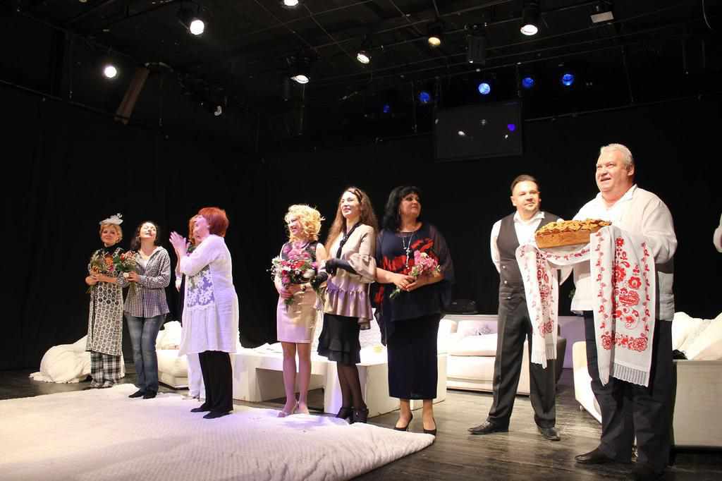 Гоголівці презентували виставу «Жінки» на сцені Тбіліського театру