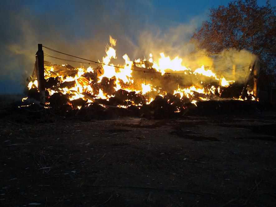 На Полтавщині в пожежі згоріло 70 тонн соломи