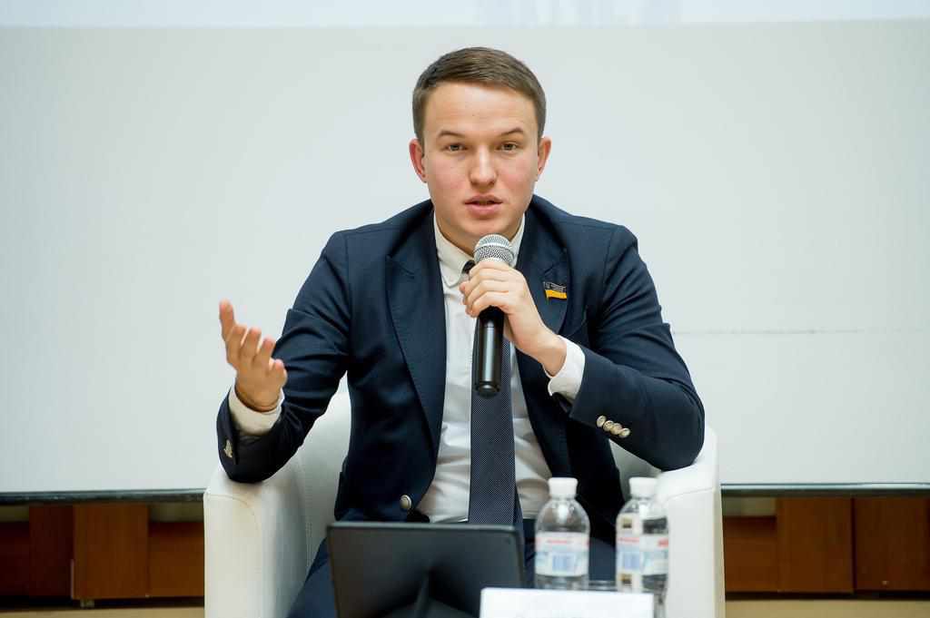 Нардеп Дубінський звинуватив обранця з Полтавщини від «Слуги народу» у корупції