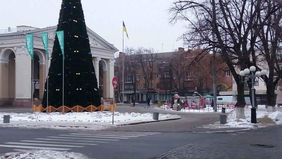 Як виглядає головна площа Полтави уранці першого січня