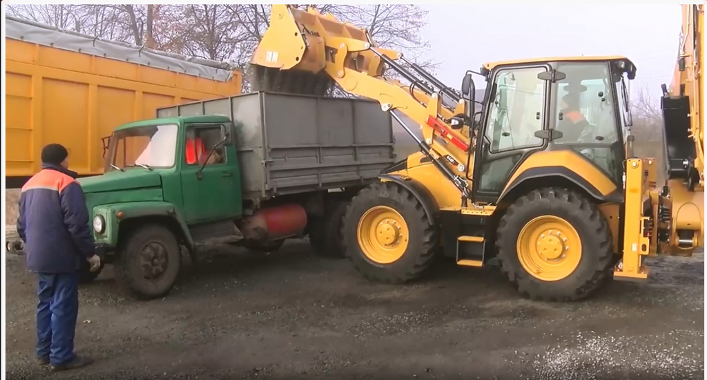 Для миргородського комунального підприємства купили екскаватор за 3 млн грн