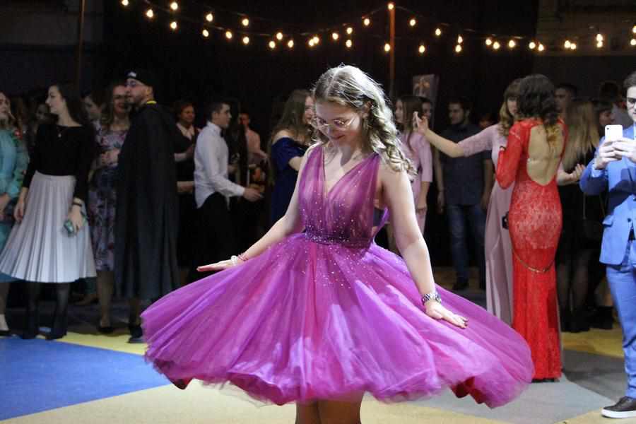 На благодійному студентському балу «Допомогти так легко»  зібрали понад 85 тисяч гривень