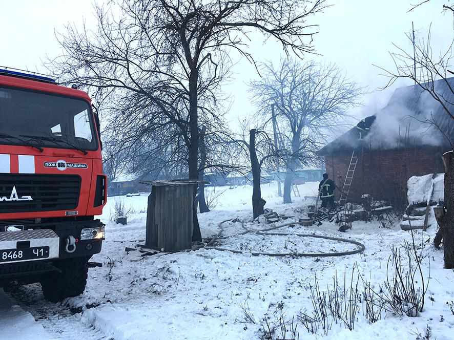 Фатальне паління: на Полтавщині чоловік загинув під час пожежі. ФОТО