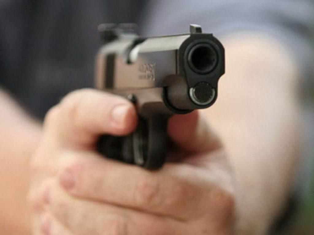 На Полтавщині хлопець вистрелив у дівчину з необережності