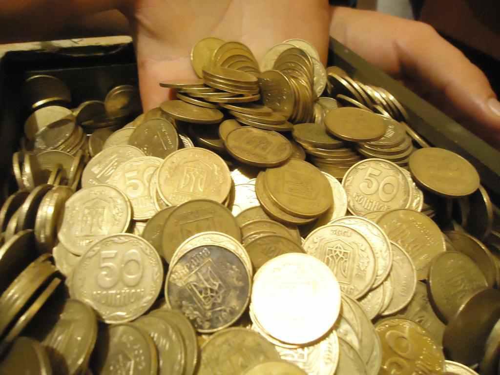 Скільки платитимуть безробітним цього року