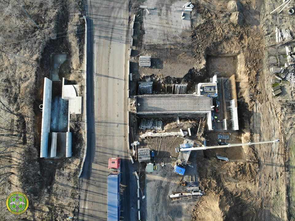 У селі під Полтавою добудовують підземні переходи під трасою «Київ – Харків». ФОТО