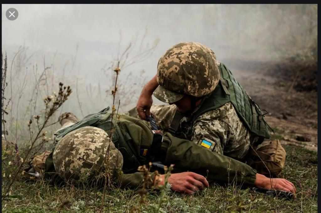 У районі проведення ООС двоє військовослужбовців підірвалися на невідомому пристрої