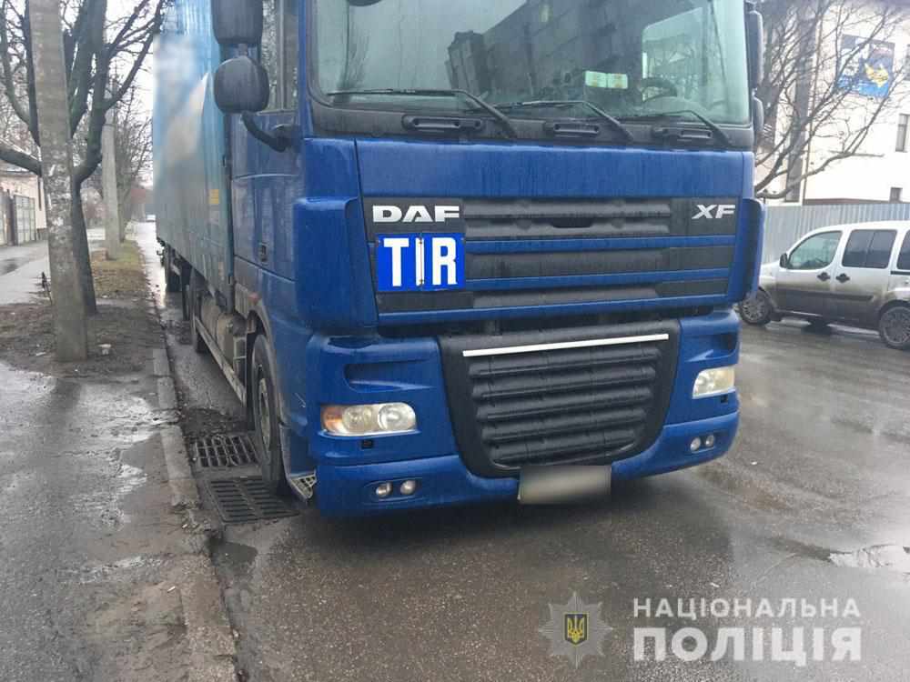 На Полтавщині чоловіка збила фура