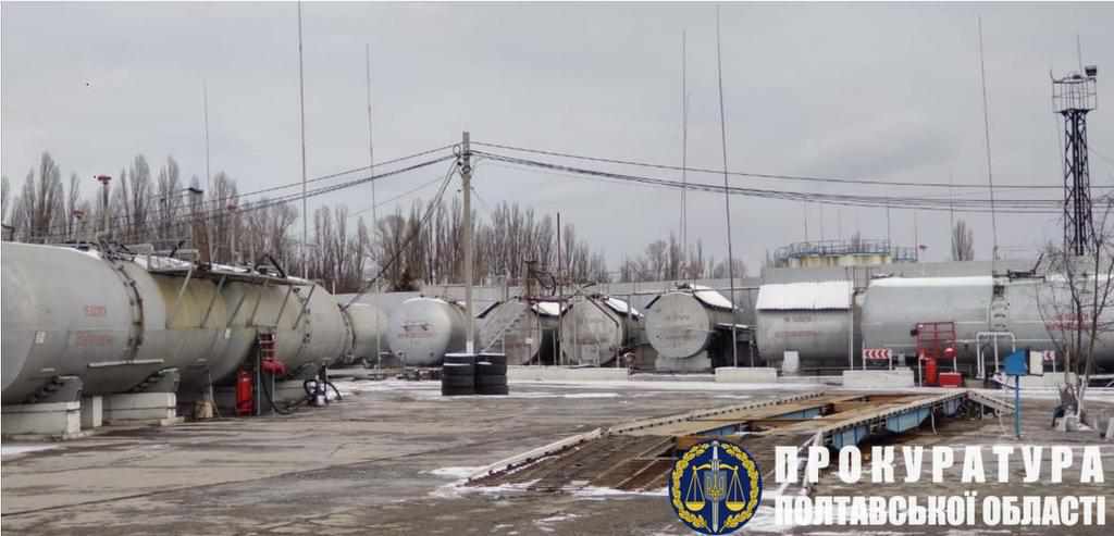 На Полтавщині викрили незаконну нафтобазу з товаром на кілька десятків мільйонів гривень
