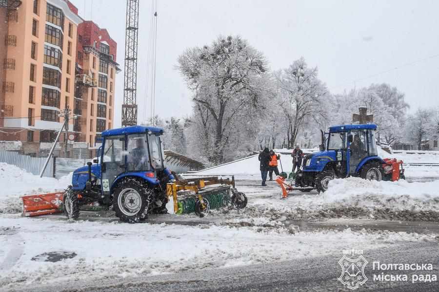 Олексій Чепурко розповів, чи встигають чистити вулиці Полтави від снігу та яка ситуація на тротуарах