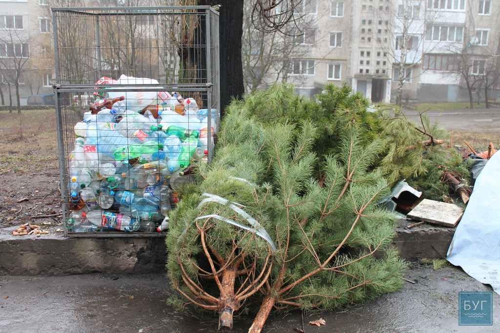 Ялинки в діло: КАТП 1628 опалює котельні непотребом з дерева