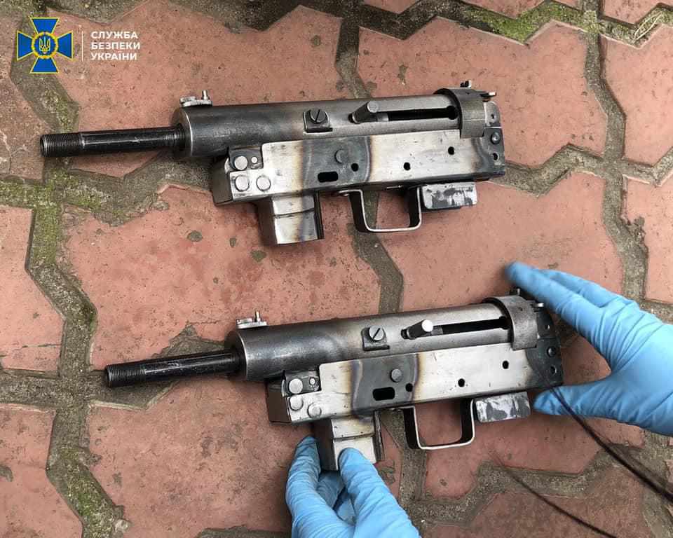 На Полтавщині викрили підпільний цех з виготовлення зброї
