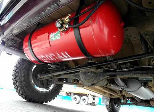 На заправці під Полтавою вибухнув газовий балон в автомобілі