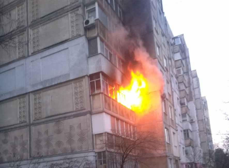 На Полтавщині горіла квартира в багатоповерхівці: евакуювали 11 осіб. ФОТО