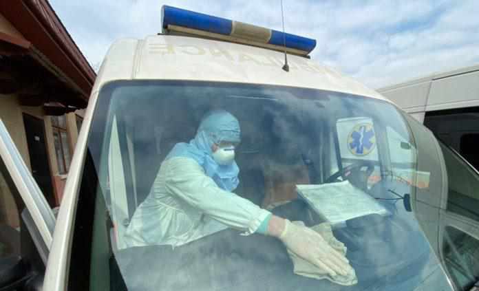 На Полтавщині люди викликали «швидку», обманюючи про поїздку в країни з епідемією коронавірусу