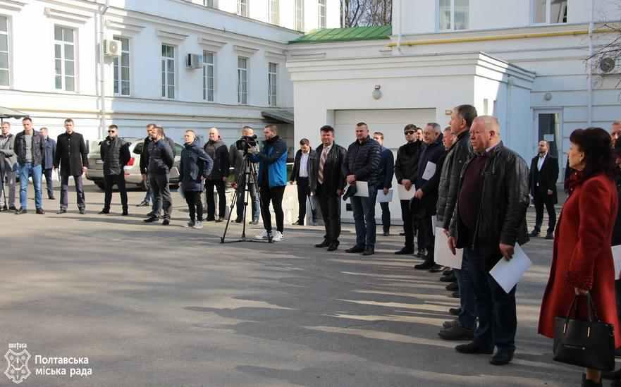 «Антикоронавірусна» сесія Полтавської міськради: кошти на апарати ШВЛ та відмова від піару через карантин