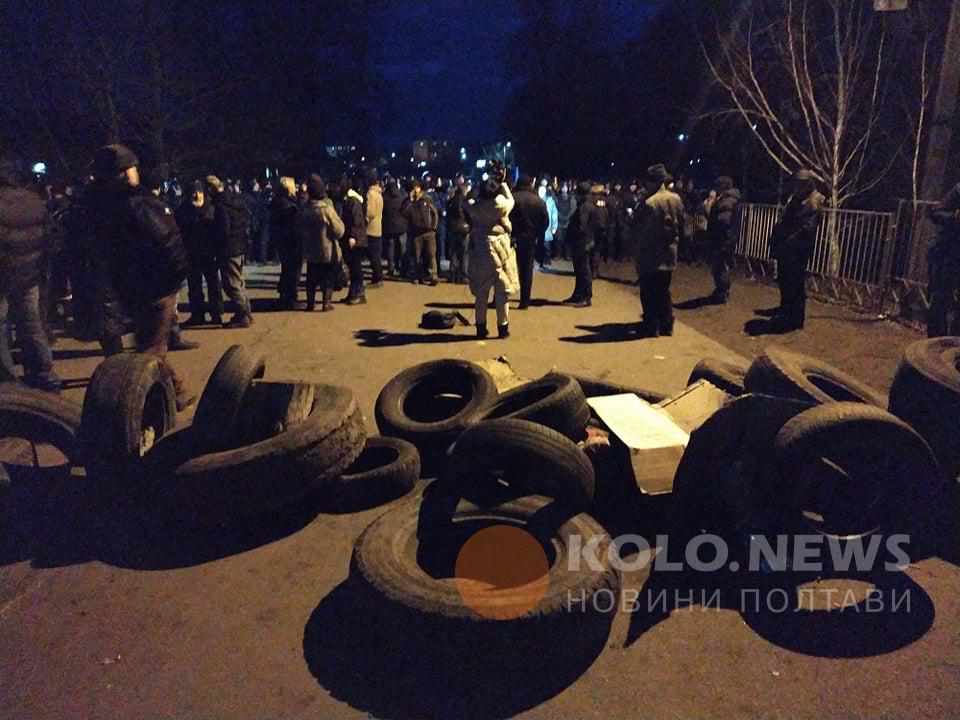 Справу новосанжарця, який завдав поранень правоохоронцям під час протистоянь, передали до суду