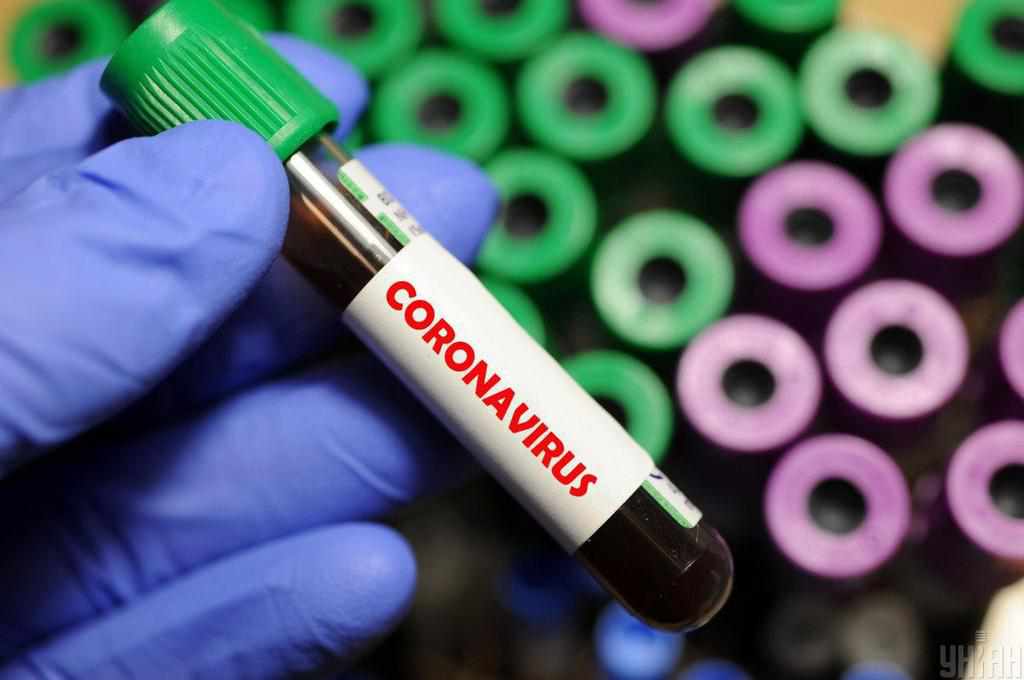 В Україні понад 1300 людей захворіли на коронавірус: на Полтавщині – 11