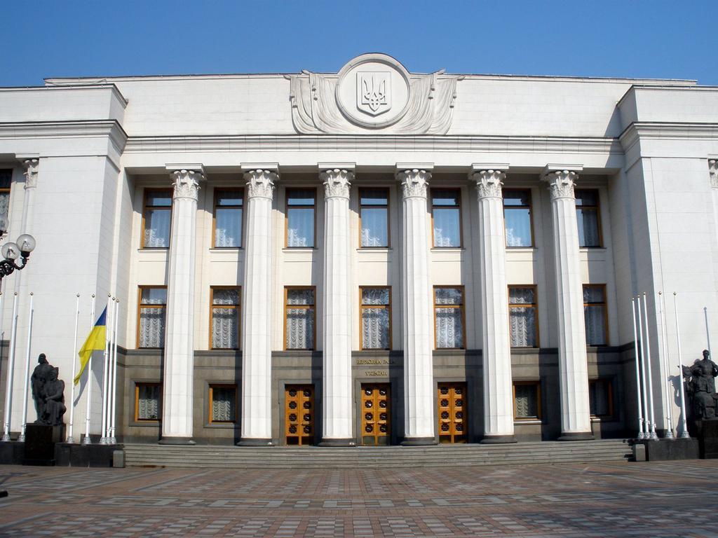 Верховна Рада може забрати в міських голів частину повноважень. ІНФОГРАФІКА